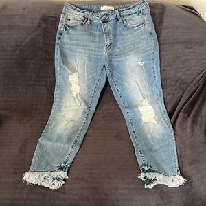 Loveland Mid Rise Fray Hem Skinny